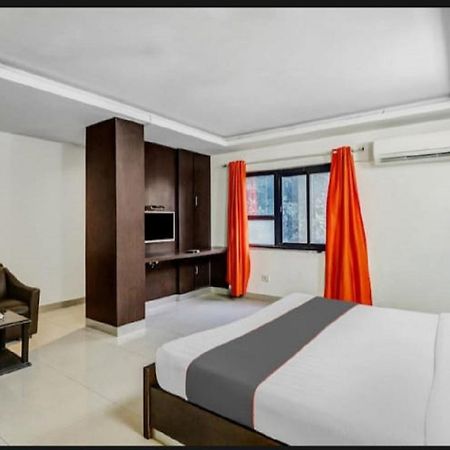 Aerocity Hotel Jindal Palace Delhi- A Well Hygiene Property"All Staff Vaccinated " Ню Делхи Екстериор снимка
