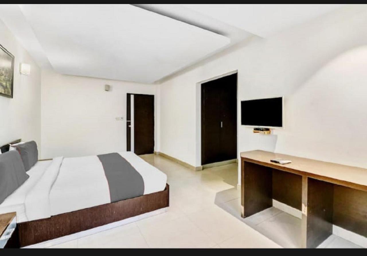 Aerocity Hotel Jindal Palace Delhi- A Well Hygiene Property"All Staff Vaccinated " Ню Делхи Екстериор снимка