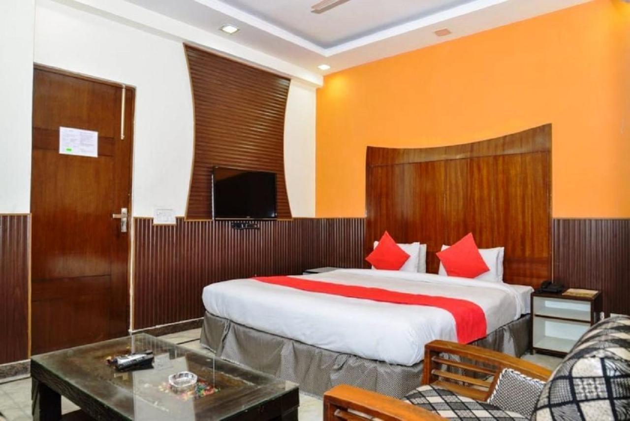 Aerocity Hotel Jindal Palace Delhi- A Well Hygiene Property"All Staff Vaccinated " Ню Делхи Екстериор снимка
